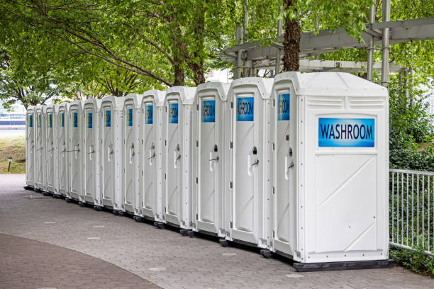 Best Porta potty delivery and setup  in North Bend, OH